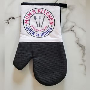 MOM'S KITCHEN Oven Mitt
